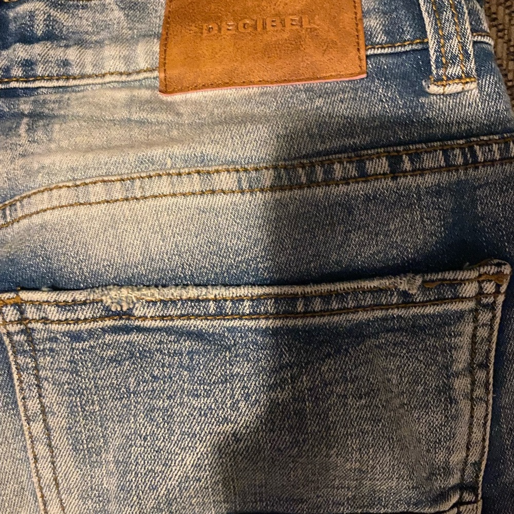 Men’s decibel jeans
